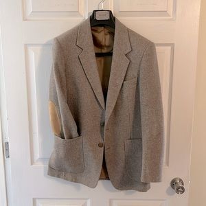 Vintage Gentry wool sport coat with dual vents and elbow patches.